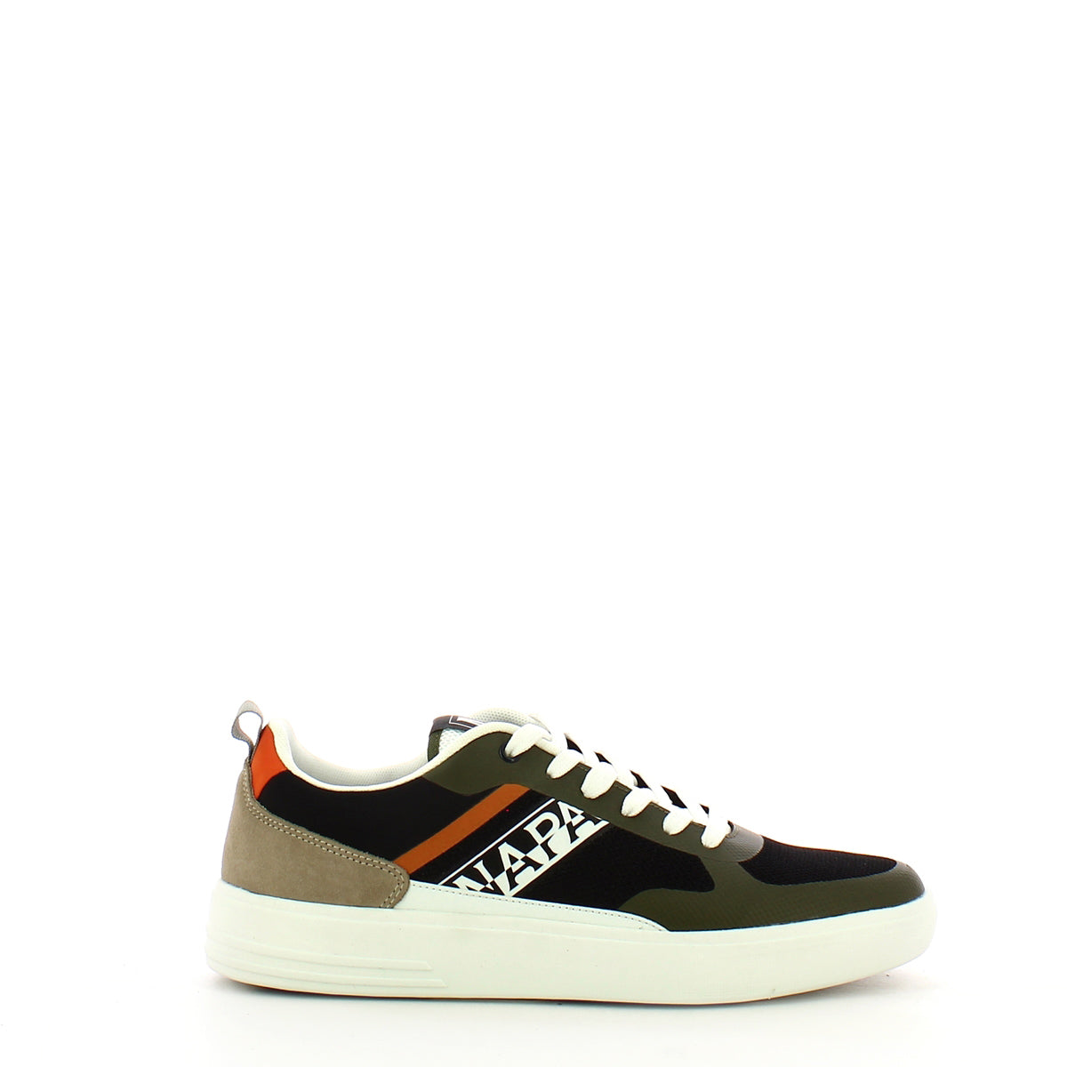 Sneakers Bark
