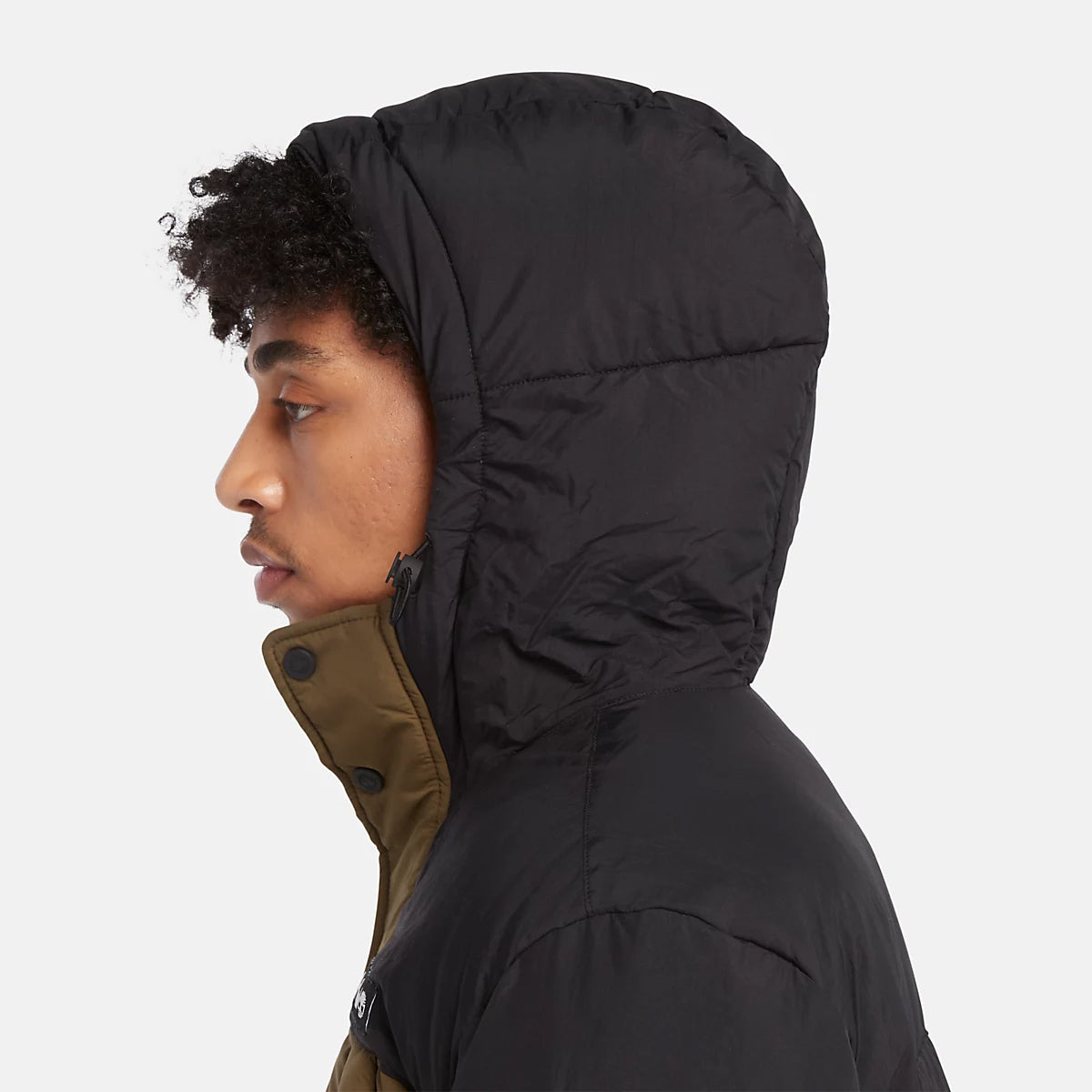 Piumino con cappuccio Outdoor Archive Black Dark Olive