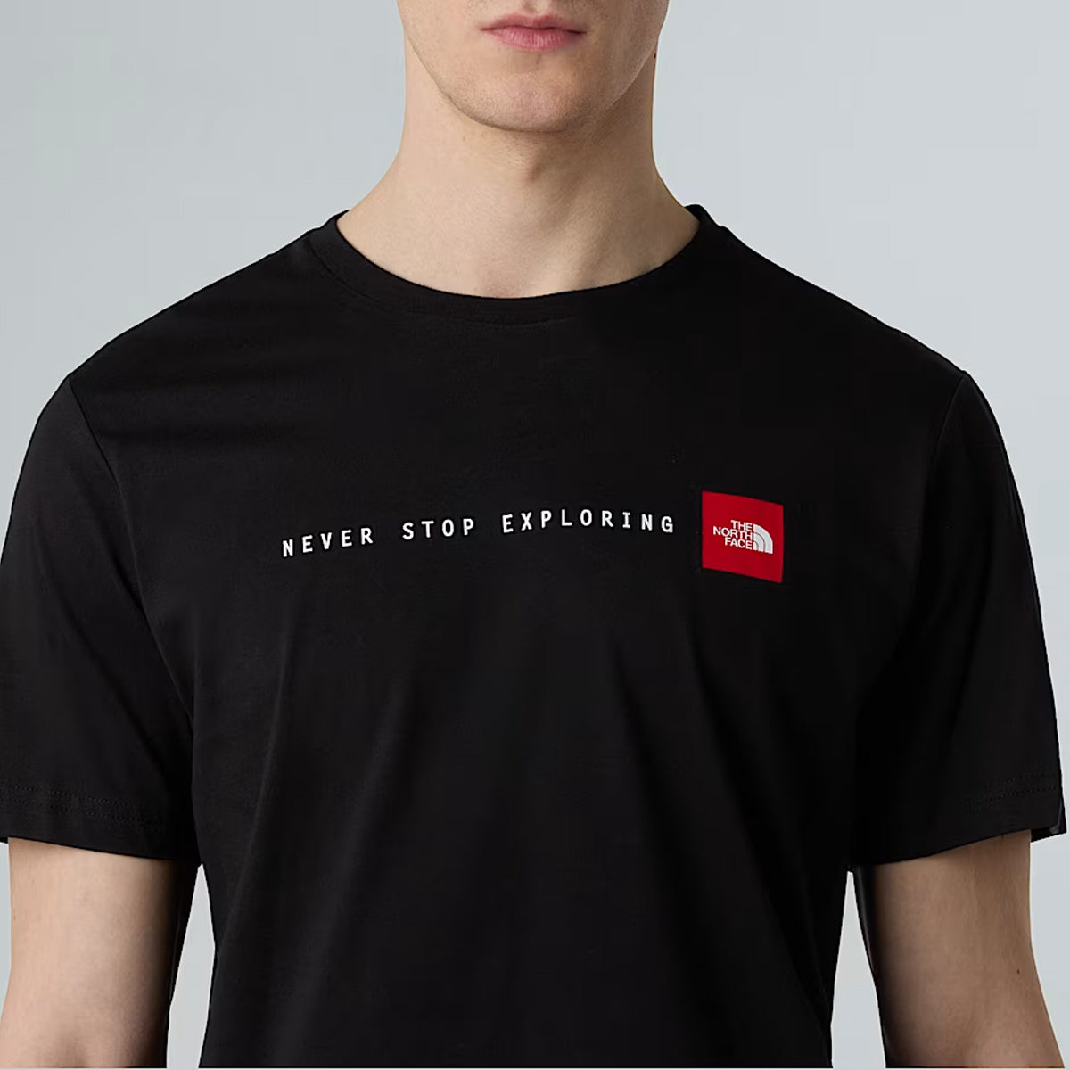 T-Shirt Never Stop Exploring TNF Black