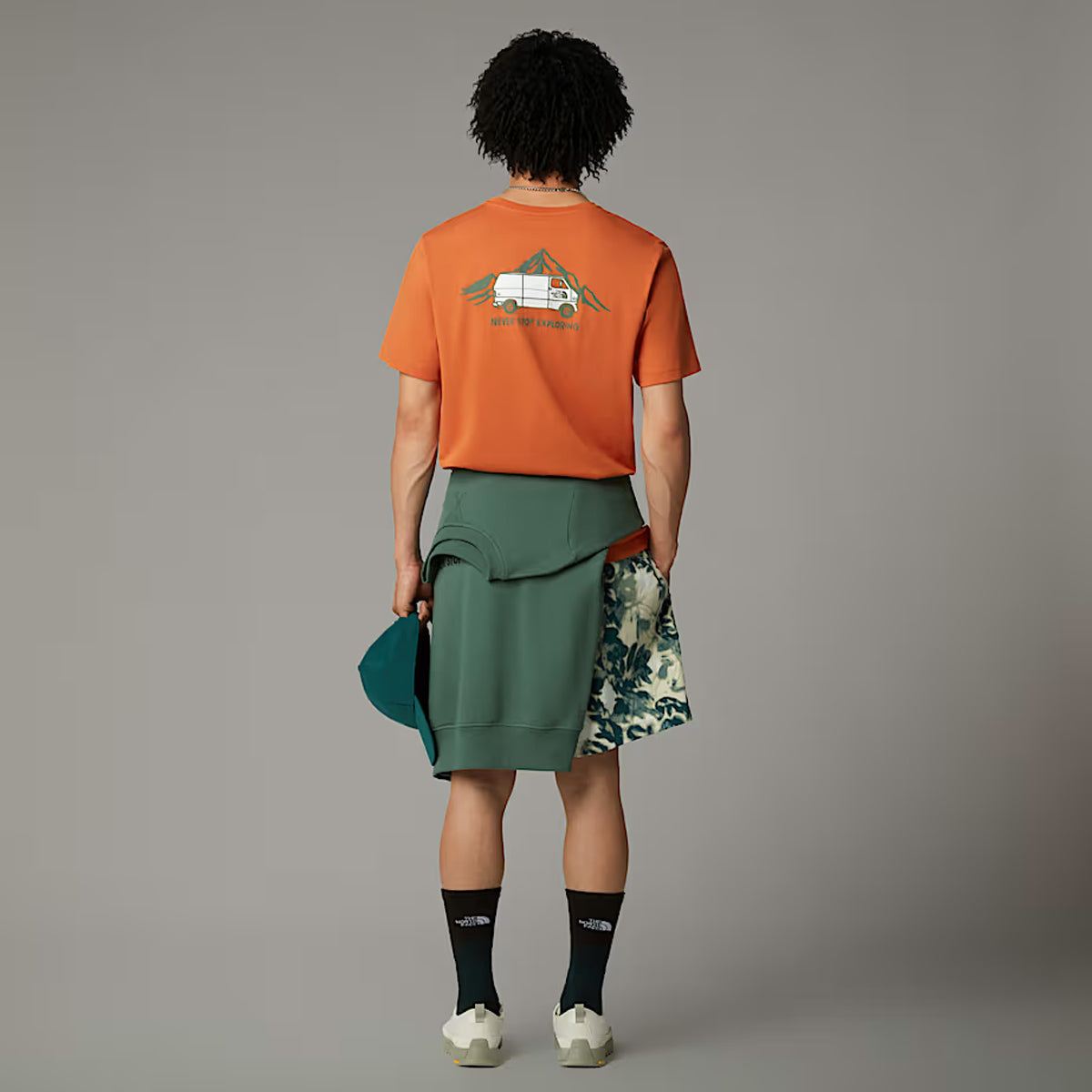 T-shirt Outdoor Graphic Iron Bronze