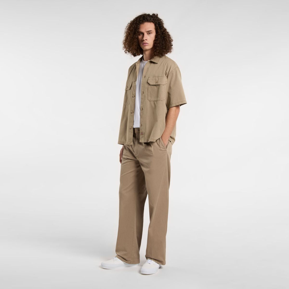 Pantaloni Unionville Pleated Desert Sand