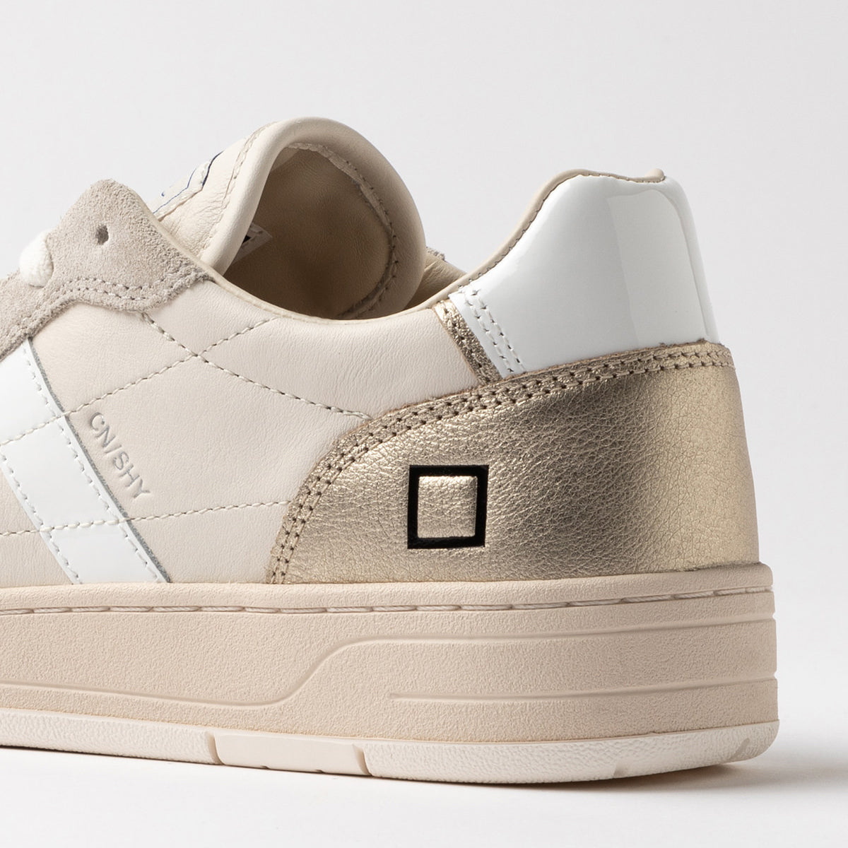 Sneakers Court Shiny White Platinum