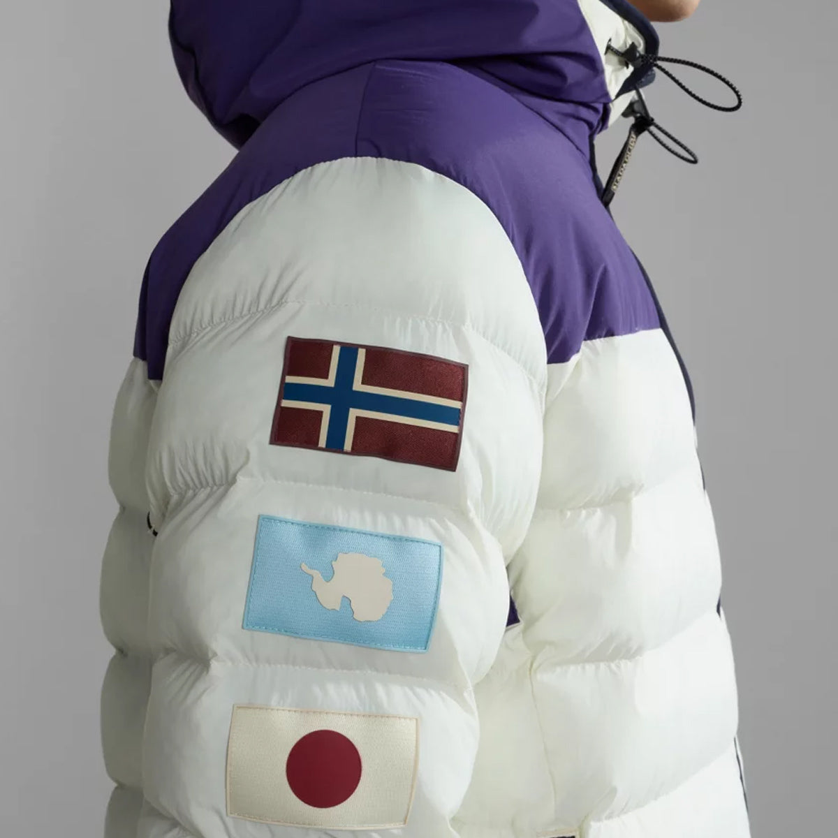 Piumino con cappuccio Shackleton White Whisper