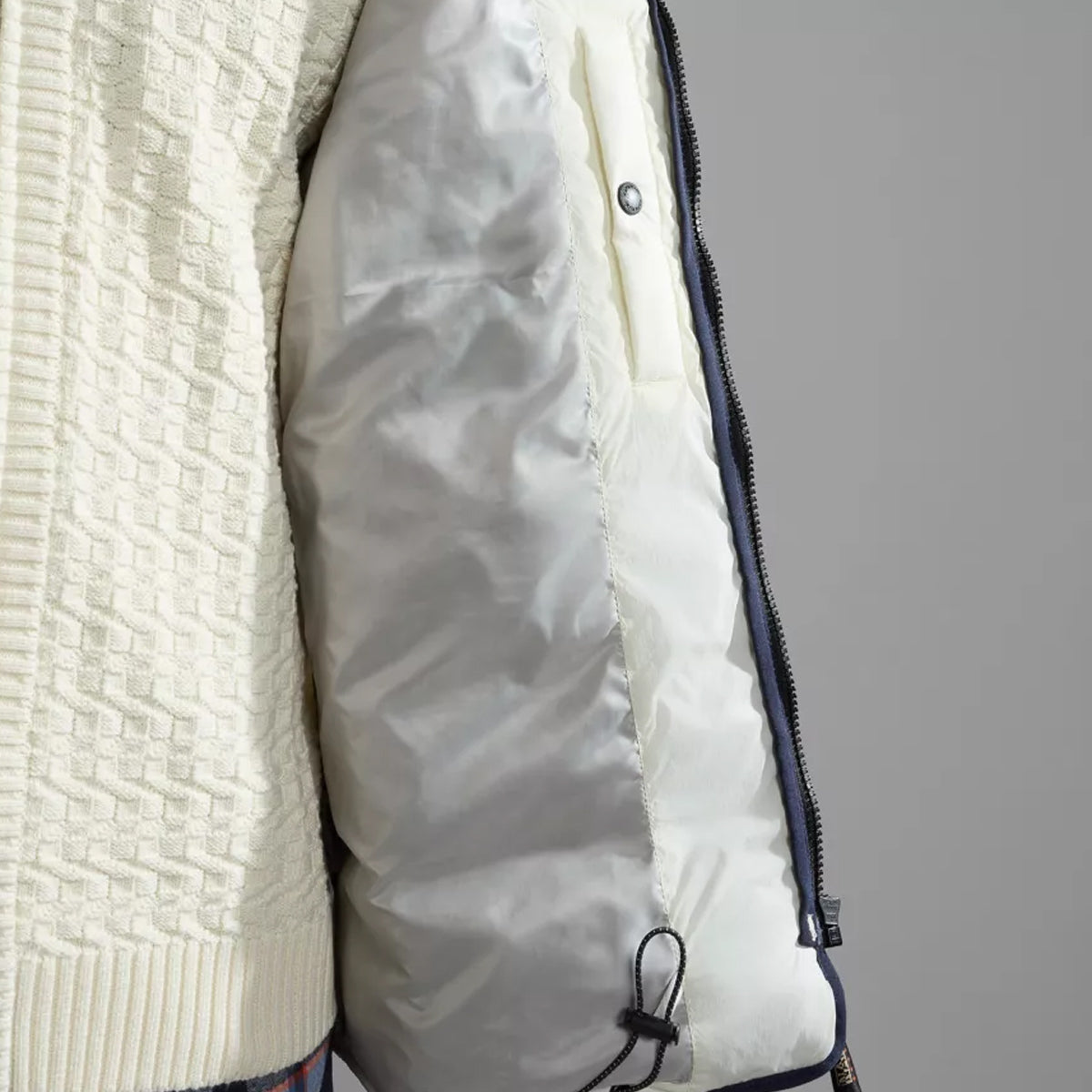 Piumino con cappuccio Shackleton White Whisper