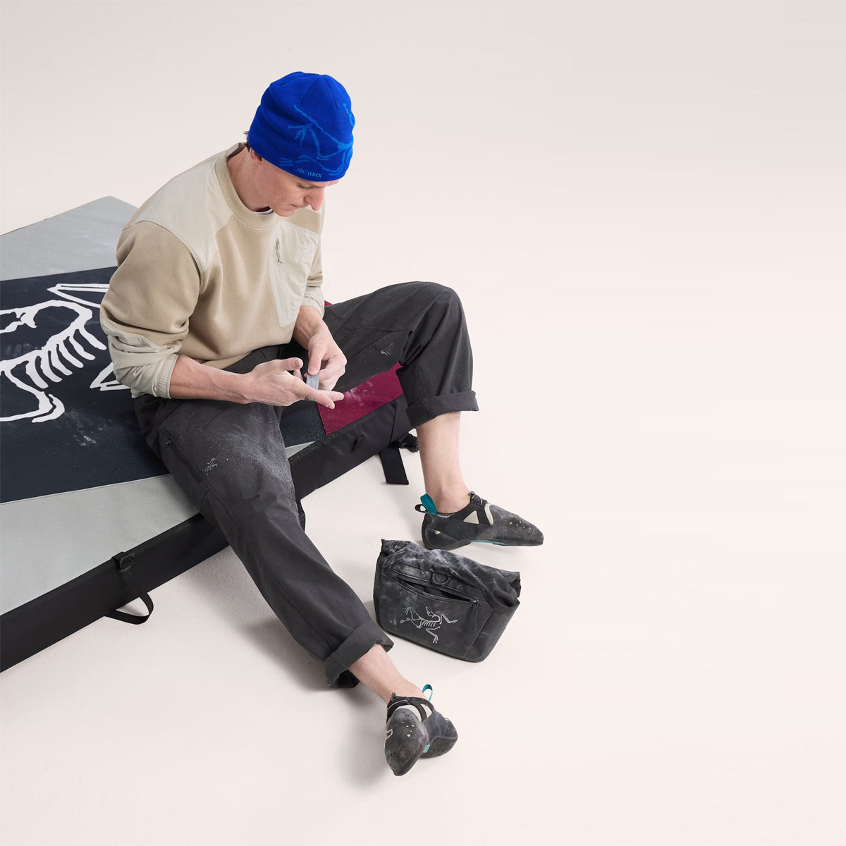 Pantaloni Cronin Black