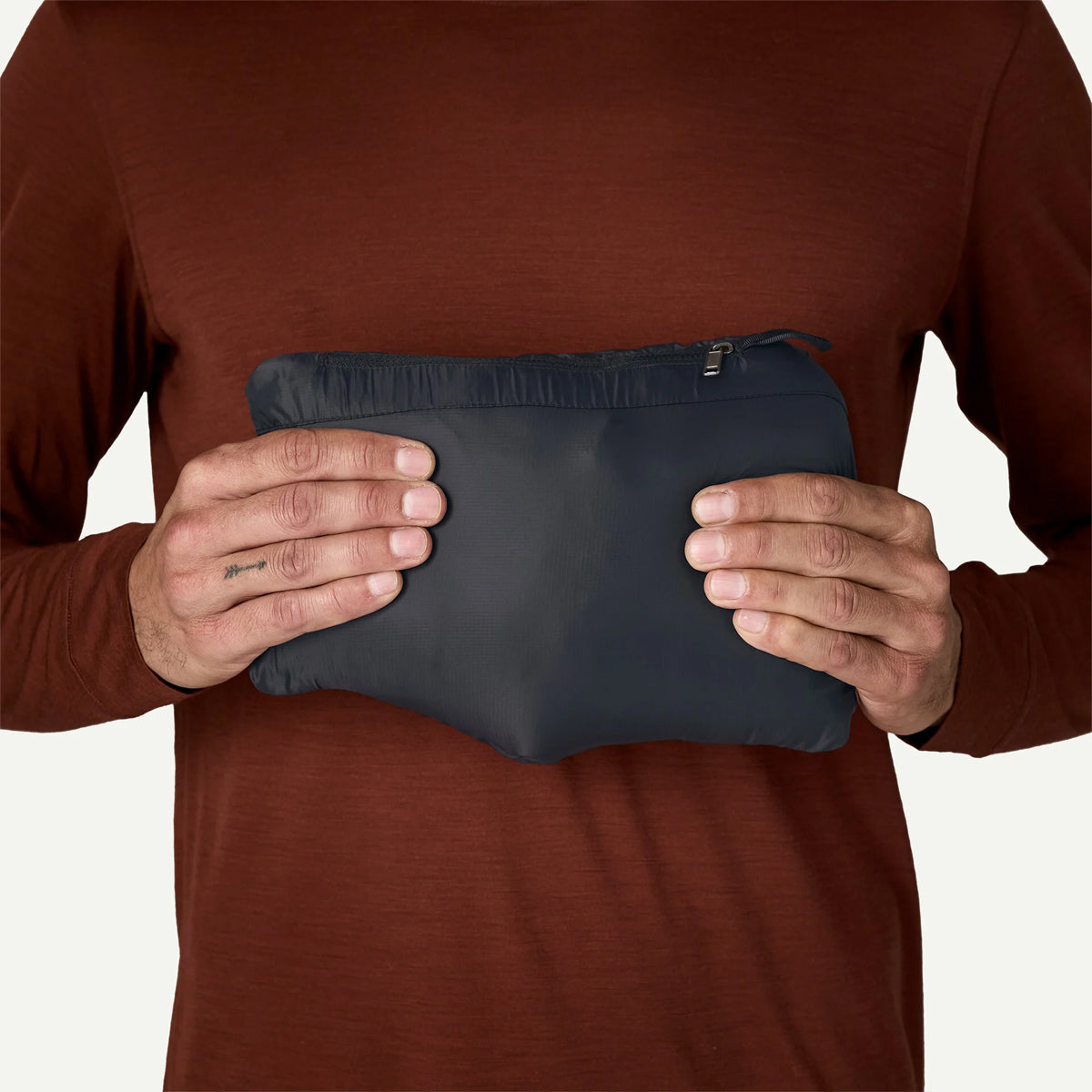 Piumino con cappuccio Down Sweater™ Black