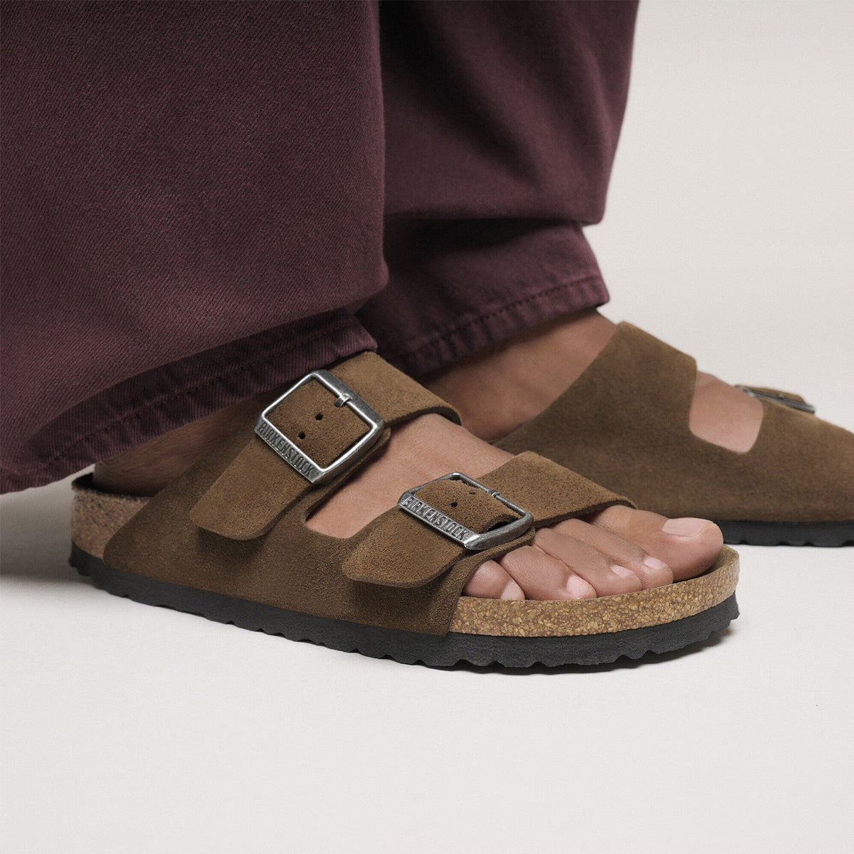 Sandali Arizona Suede Dark Tea