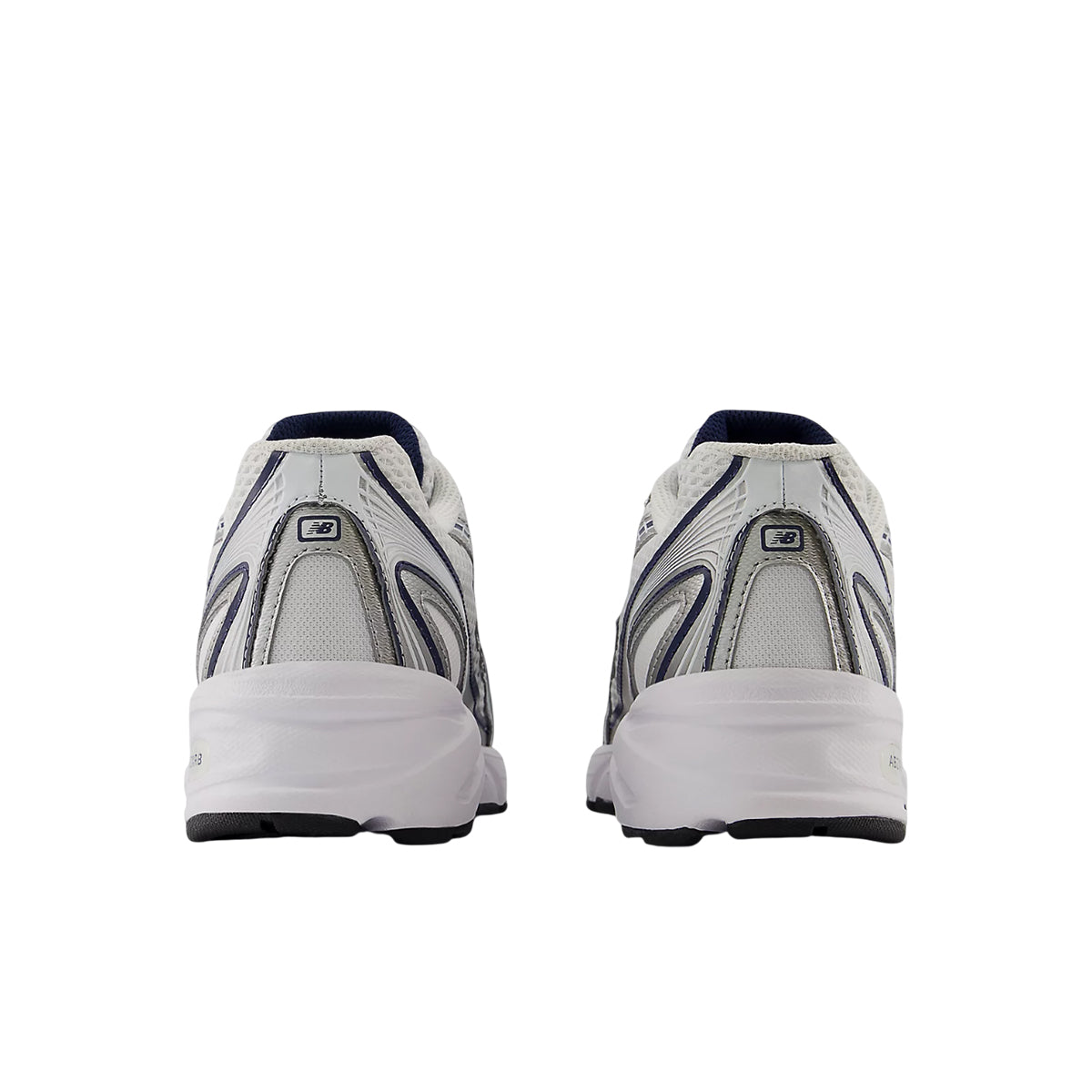 Sneakers 740 White Silver Navy